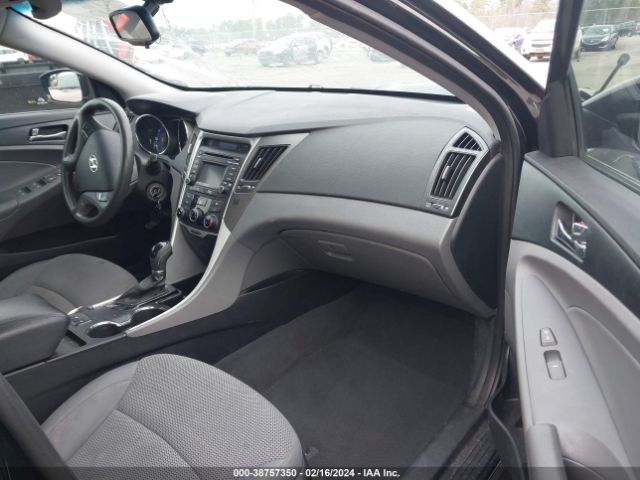 Photo 4 VIN: 5NPEB4AC4EH857500 - HYUNDAI SONATA 