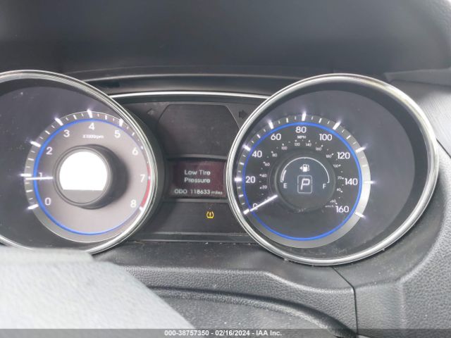 Photo 6 VIN: 5NPEB4AC4EH857500 - HYUNDAI SONATA 