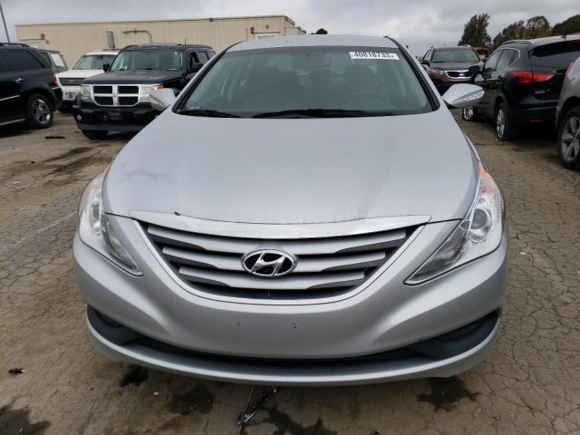 Photo 4 VIN: 5NPEB4AC4EH865130 - HYUNDAI SONATA GLS 