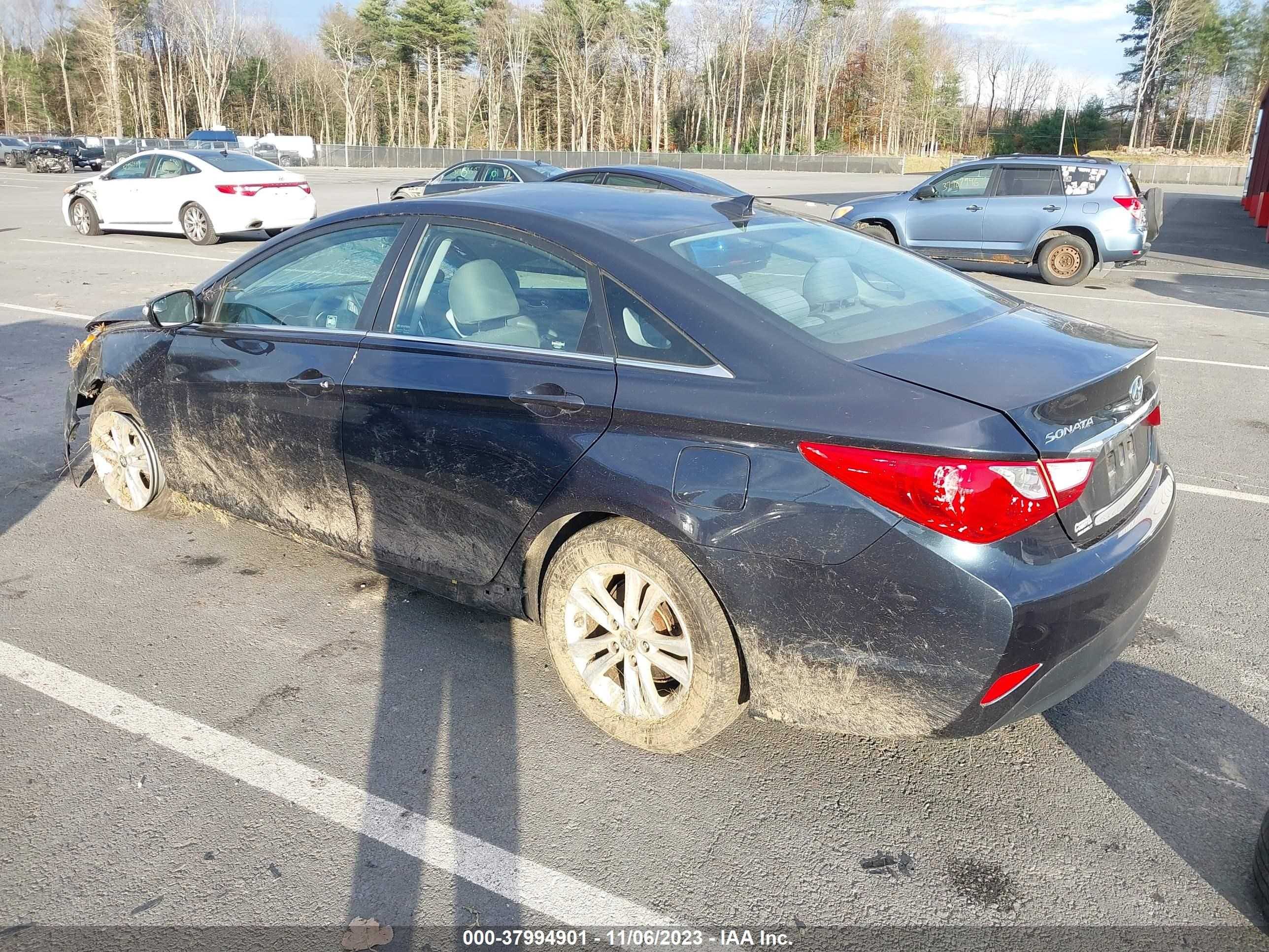 Photo 2 VIN: 5NPEB4AC4EH869596 - HYUNDAI SONATA 