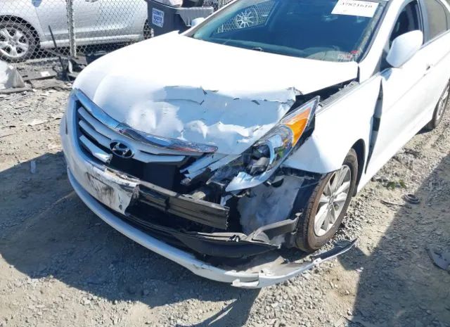 Photo 5 VIN: 5NPEB4AC4EH869775 - HYUNDAI SONATA 