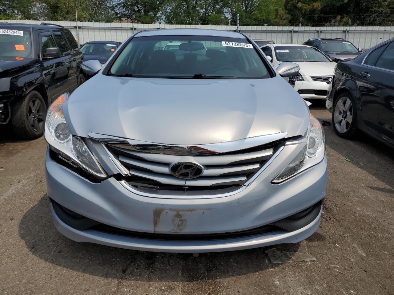 Photo 4 VIN: 5NPEB4AC4EH873714 - HYUNDAI SONATA 