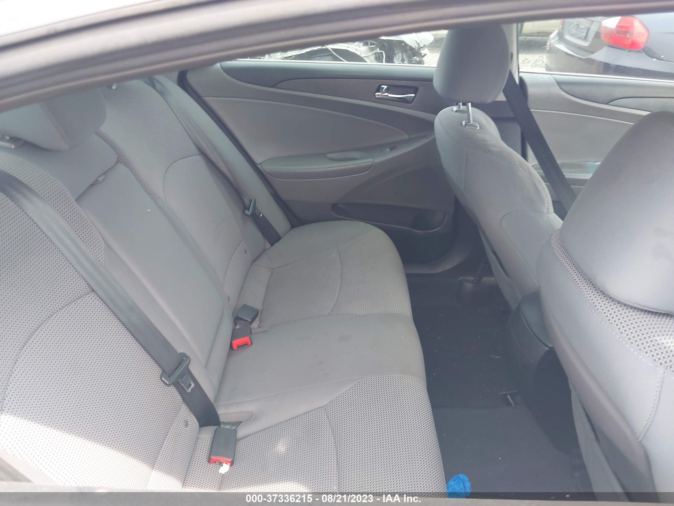 Photo 7 VIN: 5NPEB4AC4EH881327 - HYUNDAI SONATA 