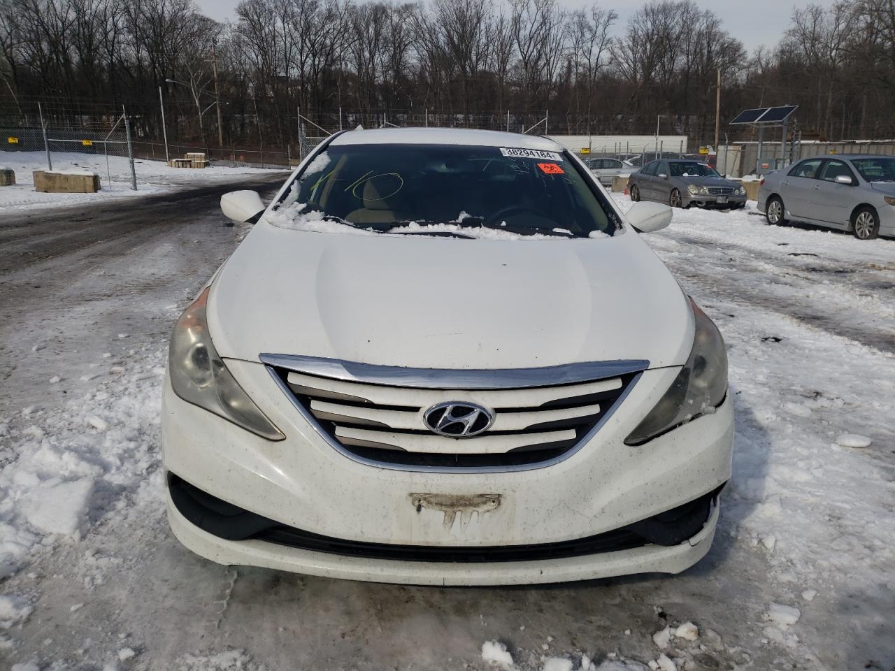 Photo 4 VIN: 5NPEB4AC4EH885040 - HYUNDAI SONATA 