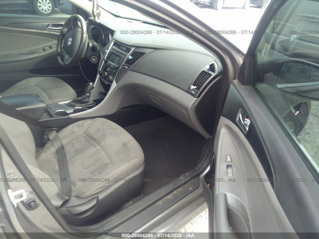 Photo 4 VIN: 5NPEB4AC4EH910826 - HYUNDAI SONATA 