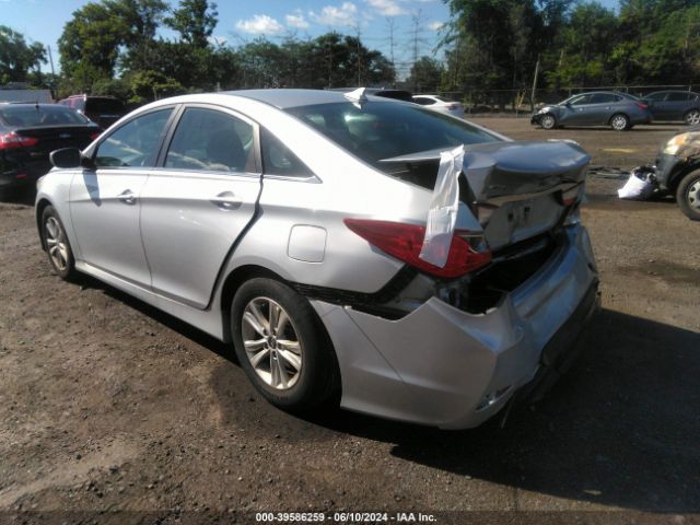 Photo 2 VIN: 5NPEB4AC4EH918358 - HYUNDAI SONATA 