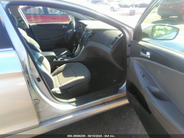 Photo 4 VIN: 5NPEB4AC4EH918358 - HYUNDAI SONATA 