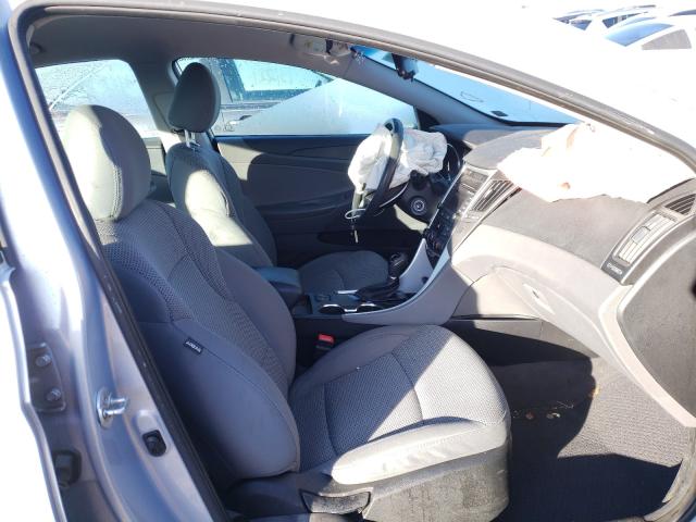 Photo 4 VIN: 5NPEB4AC4EH919025 - HYUNDAI SONATA GLS 