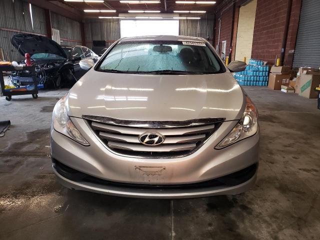 Photo 4 VIN: 5NPEB4AC4EH935502 - HYUNDAI SONATA GLS 