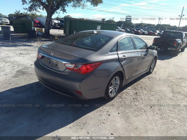 Photo 3 VIN: 5NPEB4AC4EH942241 - HYUNDAI SONATA 