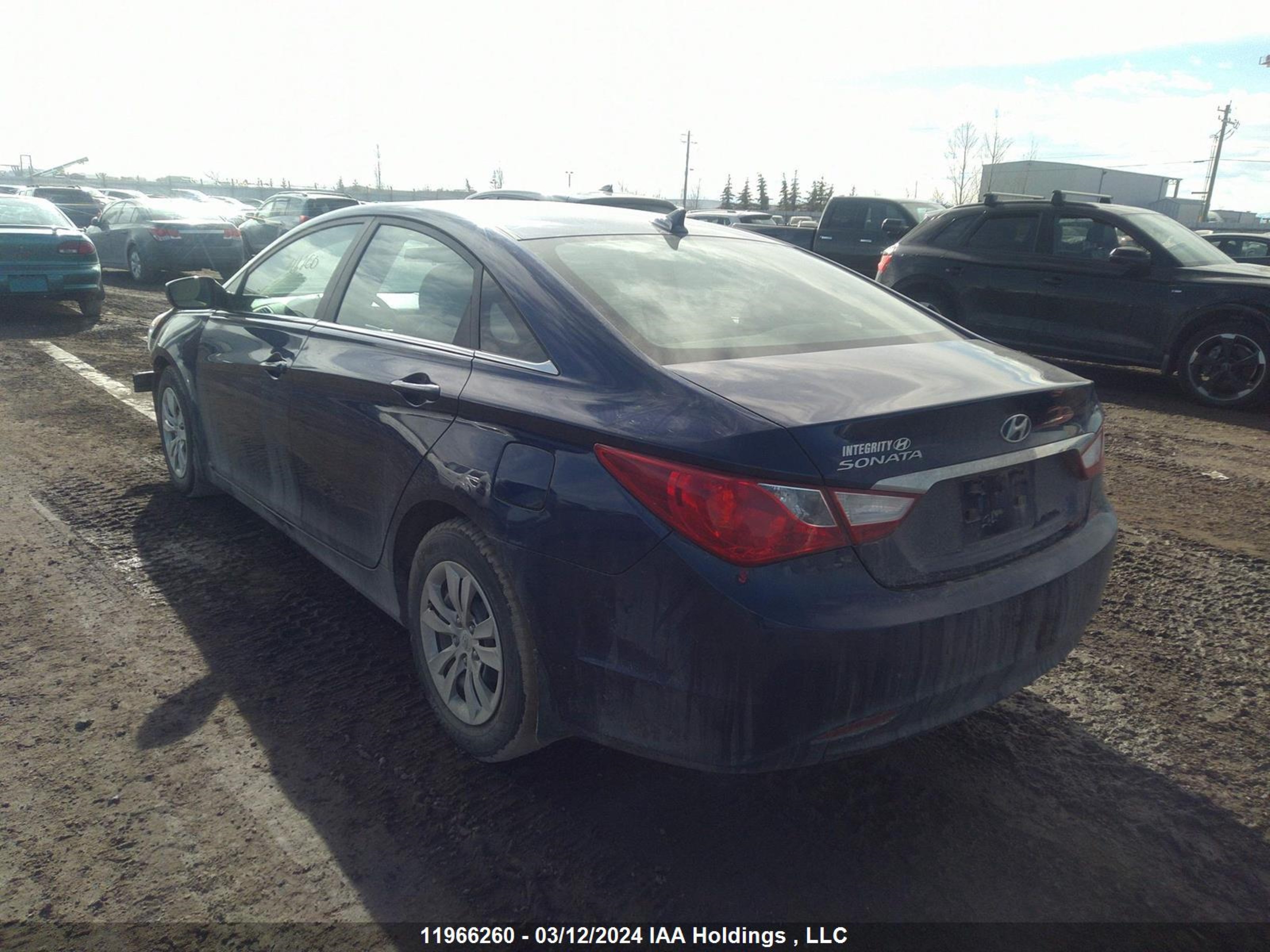 Photo 2 VIN: 5NPEB4AC5BH018953 - HYUNDAI SONATA 