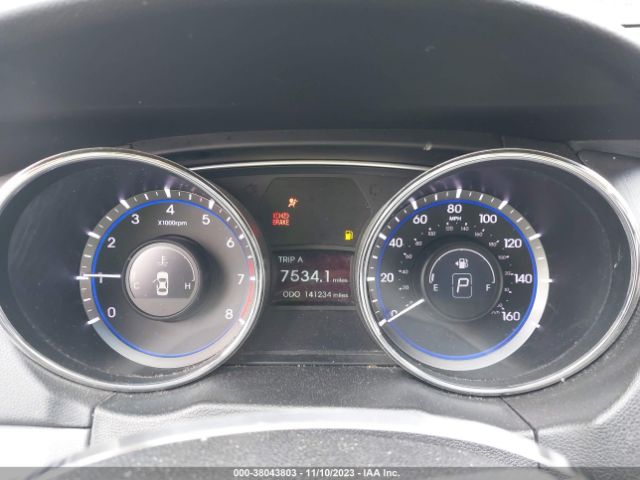 Photo 6 VIN: 5NPEB4AC5BH032092 - HYUNDAI SONATA 