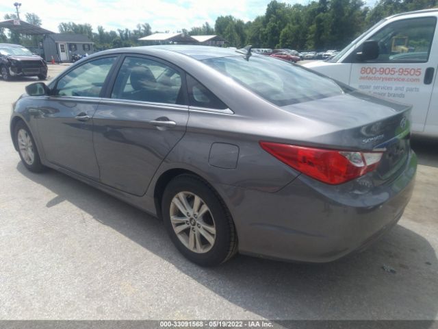 Photo 2 VIN: 5NPEB4AC5BH045781 - HYUNDAI SONATA 