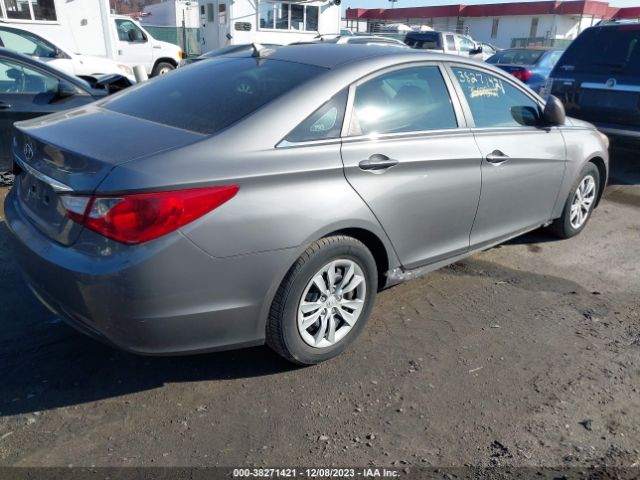 Photo 3 VIN: 5NPEB4AC5BH047515 - HYUNDAI SONATA 