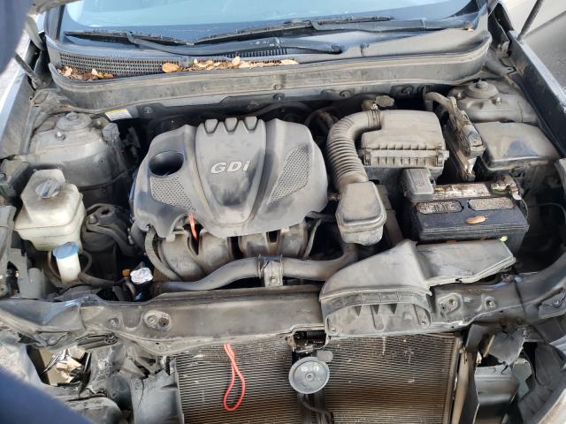 Photo 6 VIN: 5NPEB4AC5BH070891 - HYUNDAI SONATA GLS 