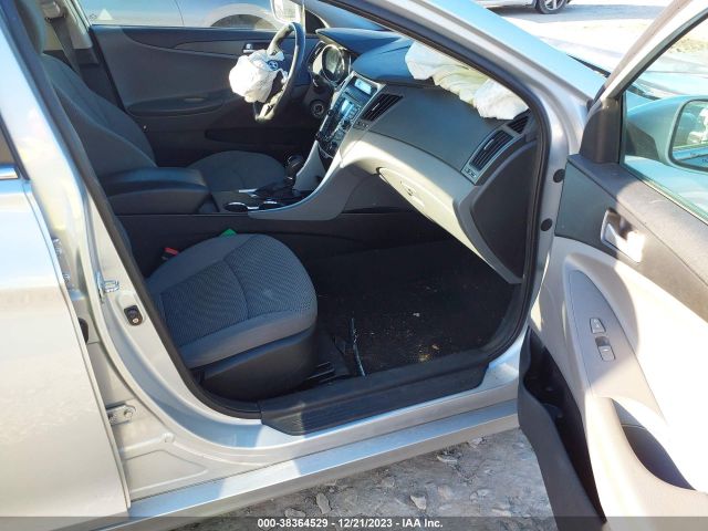 Photo 4 VIN: 5NPEB4AC5BH088033 - HYUNDAI SONATA 