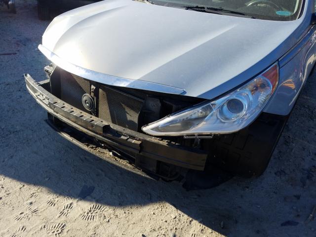 Photo 8 VIN: 5NPEB4AC5BH089425 - HYUNDAI SONATA GLS 