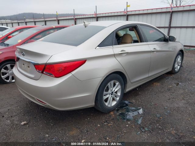 Photo 3 VIN: 5NPEB4AC5BH100651 - HYUNDAI SONATA 