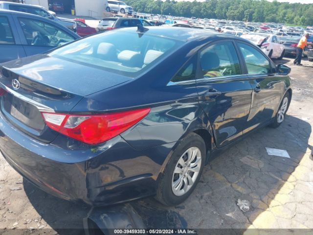 Photo 3 VIN: 5NPEB4AC5BH128191 - HYUNDAI SONATA 