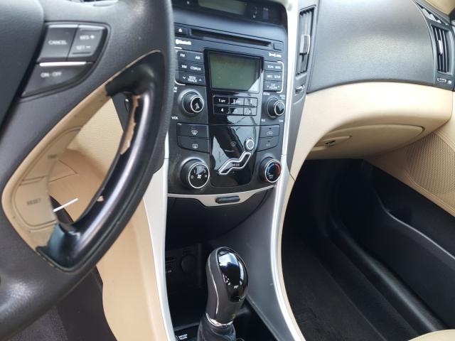 Photo 8 VIN: 5NPEB4AC5BH136047 - HYUNDAI SONATA GLS 