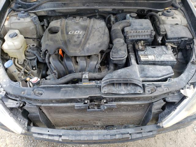 Photo 6 VIN: 5NPEB4AC5BH138252 - HYUNDAI SONATA GLS 