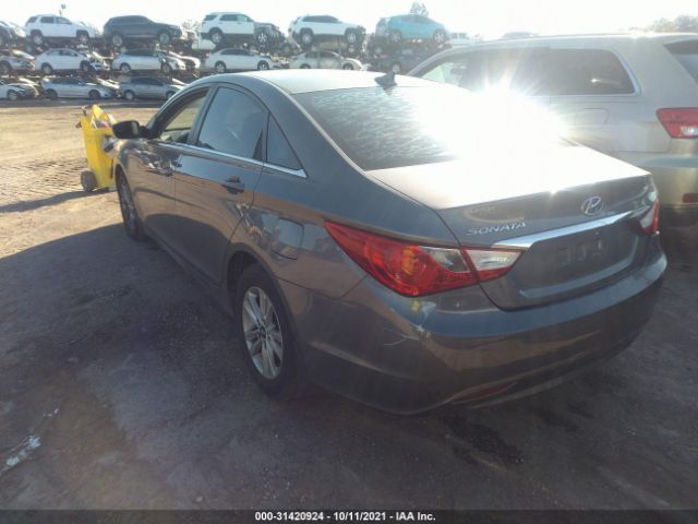 Photo 2 VIN: 5NPEB4AC5BH138977 - HYUNDAI SONATA 