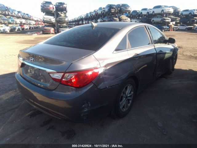 Photo 3 VIN: 5NPEB4AC5BH138977 - HYUNDAI SONATA 