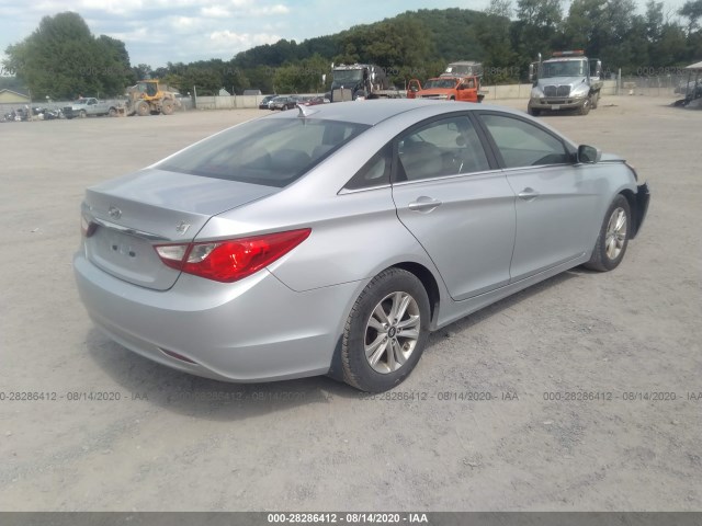 Photo 3 VIN: 5NPEB4AC5BH146934 - HYUNDAI SONATA 