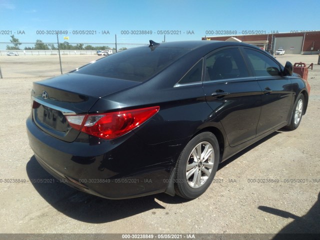 Photo 3 VIN: 5NPEB4AC5BH164284 - HYUNDAI SONATA 