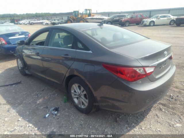 Photo 2 VIN: 5NPEB4AC5BH169338 - HYUNDAI SONATA 