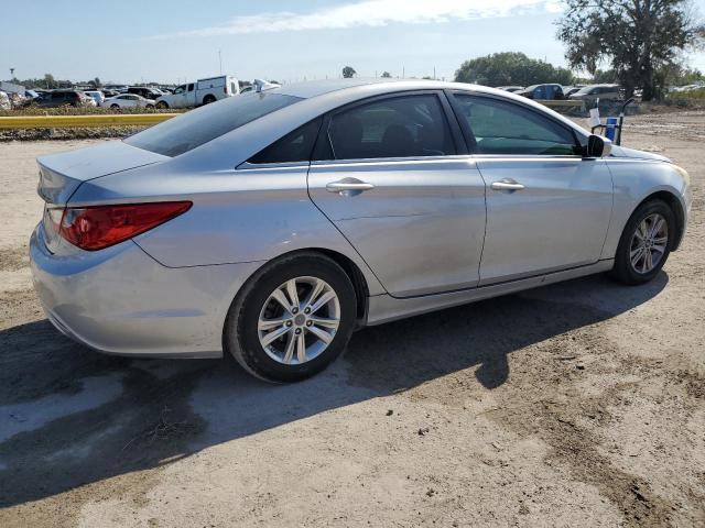 Photo 2 VIN: 5NPEB4AC5BH180095 - HYUNDAI SONATA 