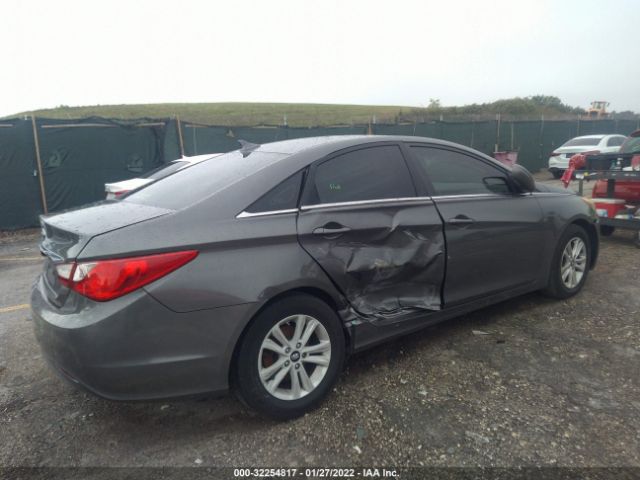 Photo 3 VIN: 5NPEB4AC5BH188701 - HYUNDAI SONATA 