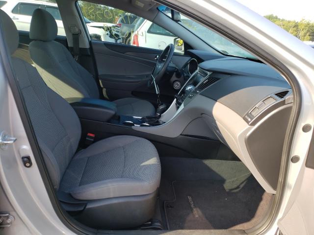 Photo 4 VIN: 5NPEB4AC5BH190819 - HYUNDAI SONATA GLS 