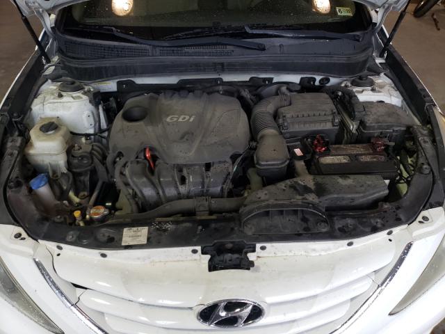 Photo 6 VIN: 5NPEB4AC5BH190870 - HYUNDAI SONATA GLS 