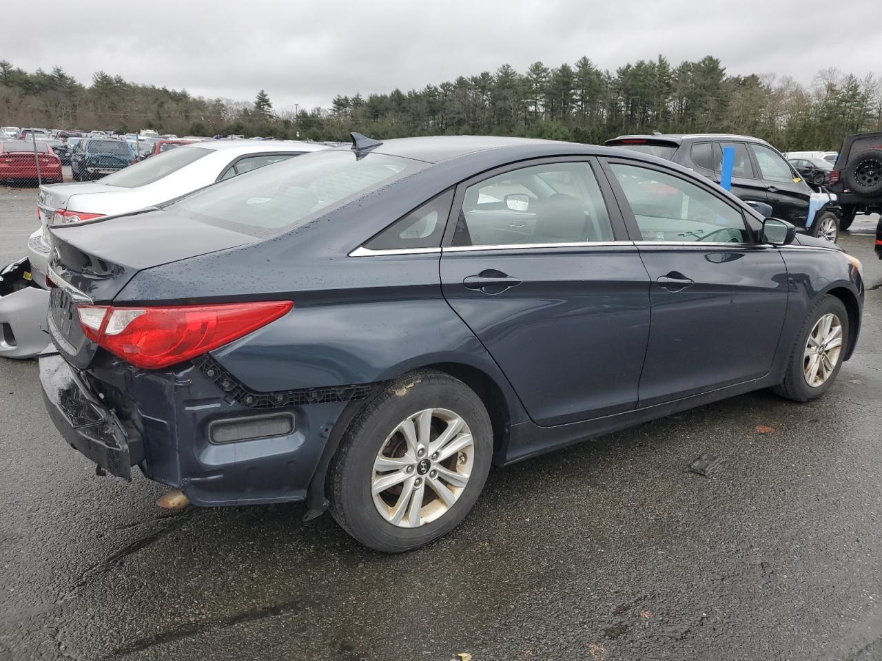 Photo 2 VIN: 5NPEB4AC5BH200992 - HYUNDAI SONATA 