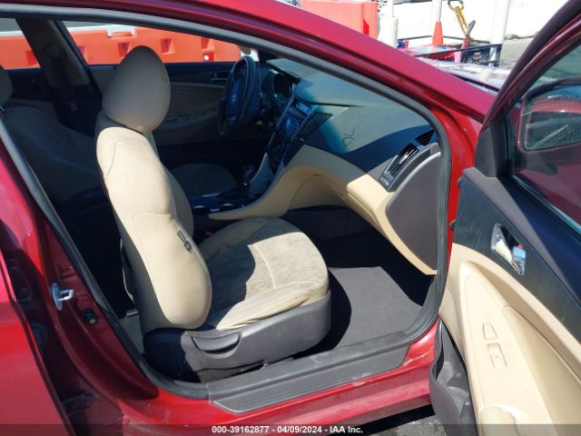 Photo 4 VIN: 5NPEB4AC5BH230400 - HYUNDAI SONATA 