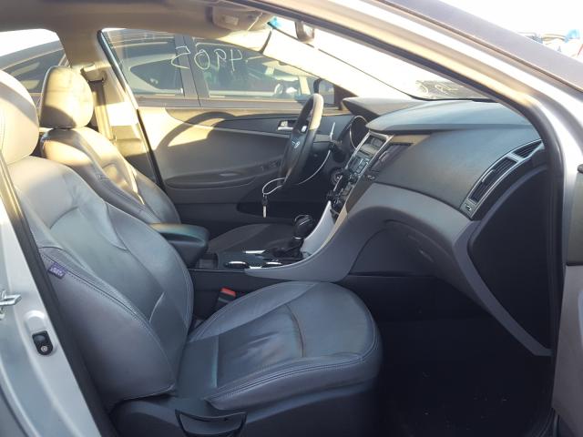 Photo 4 VIN: 5NPEB4AC5BH240280 - HYUNDAI SONATA GLS 