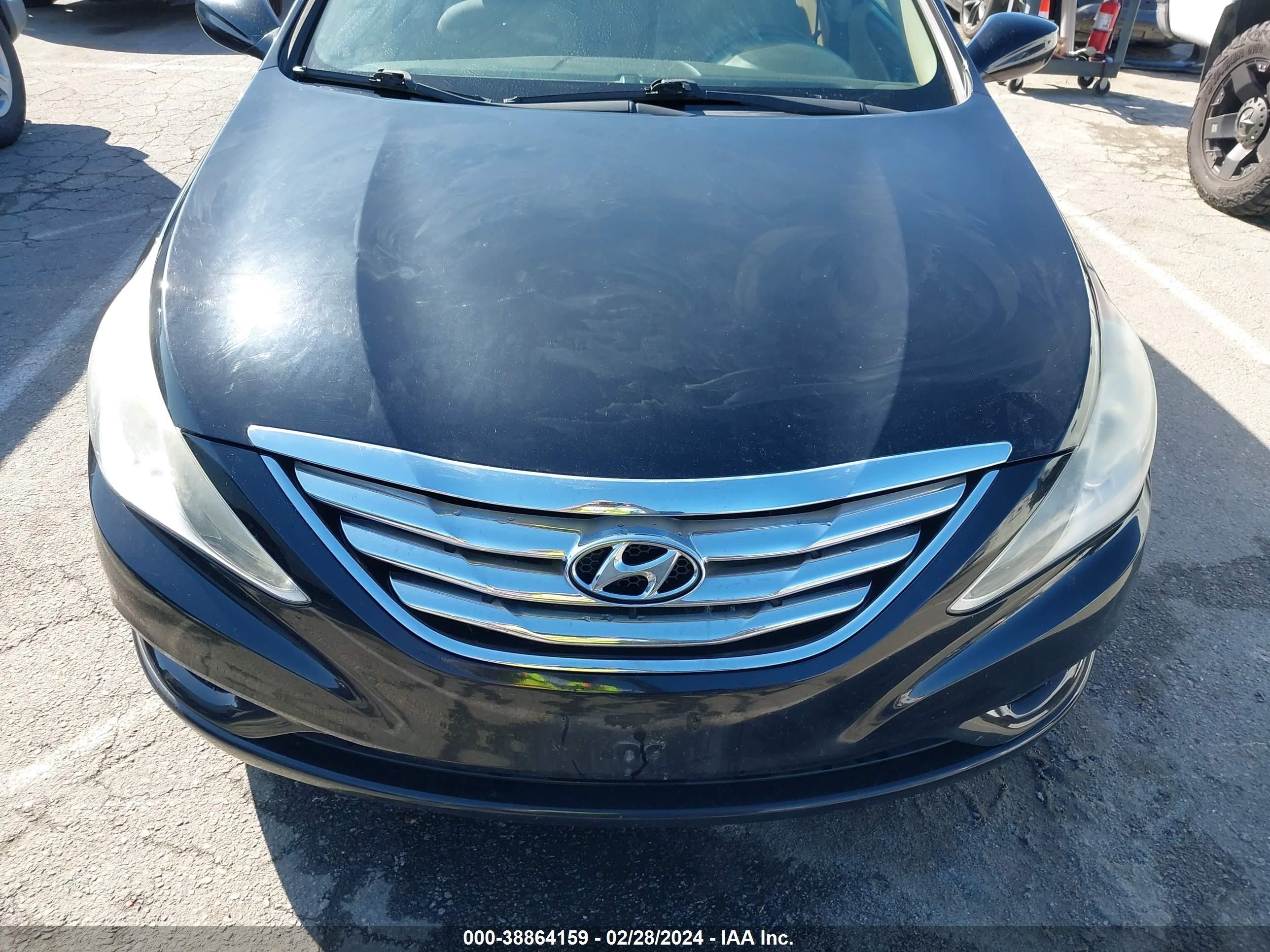 Photo 10 VIN: 5NPEB4AC5BH260951 - HYUNDAI SONATA 