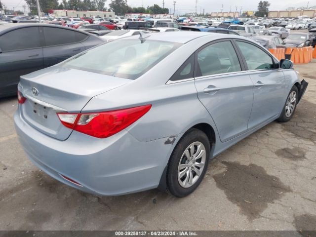 Photo 3 VIN: 5NPEB4AC5BH273375 - HYUNDAI SONATA 