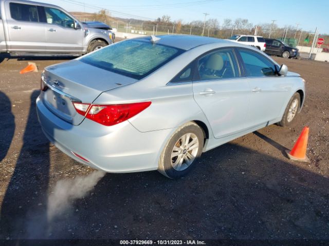 Photo 3 VIN: 5NPEB4AC5BH295764 - HYUNDAI SONATA 