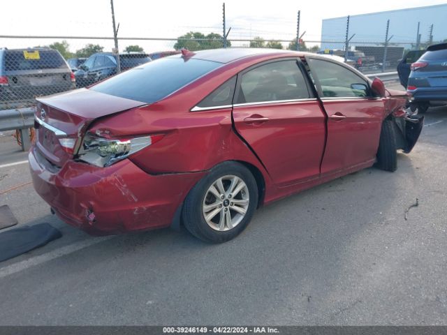 Photo 3 VIN: 5NPEB4AC5CH319207 - HYUNDAI SONATA 