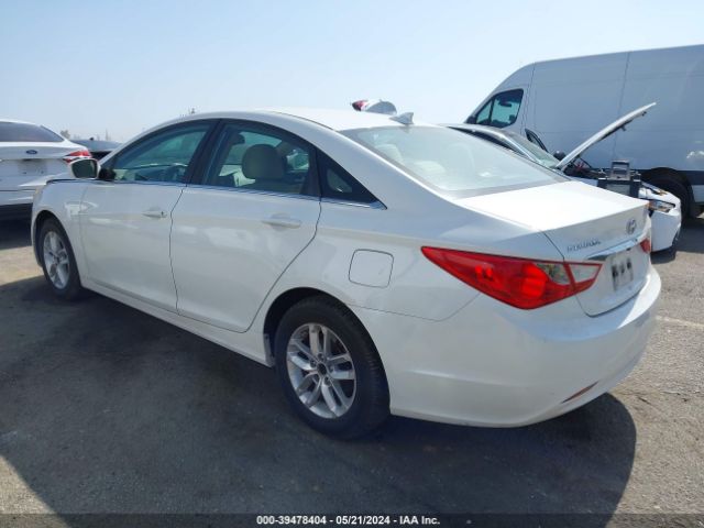 Photo 2 VIN: 5NPEB4AC5CH326688 - HYUNDAI SONATA 