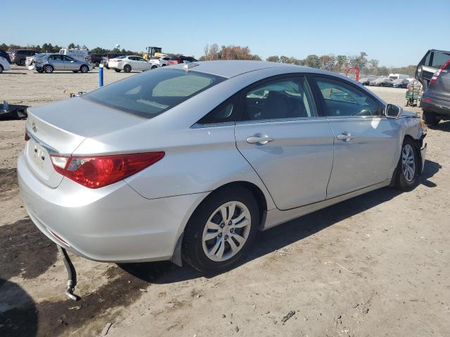 Photo 2 VIN: 5NPEB4AC5CH336962 - HYUNDAI SONATA GLS 