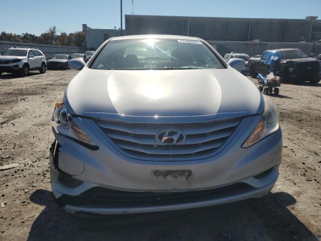 Photo 4 VIN: 5NPEB4AC5CH336962 - HYUNDAI SONATA GLS 