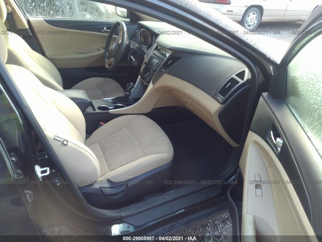 Photo 4 VIN: 5NPEB4AC5CH350828 - HYUNDAI SONATA 