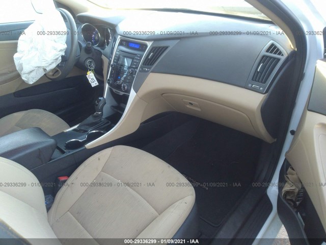 Photo 4 VIN: 5NPEB4AC5CH360453 - HYUNDAI SONATA 