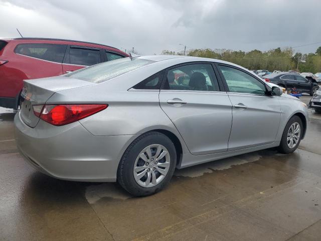 Photo 2 VIN: 5NPEB4AC5CH372733 - HYUNDAI SONATA GLS 