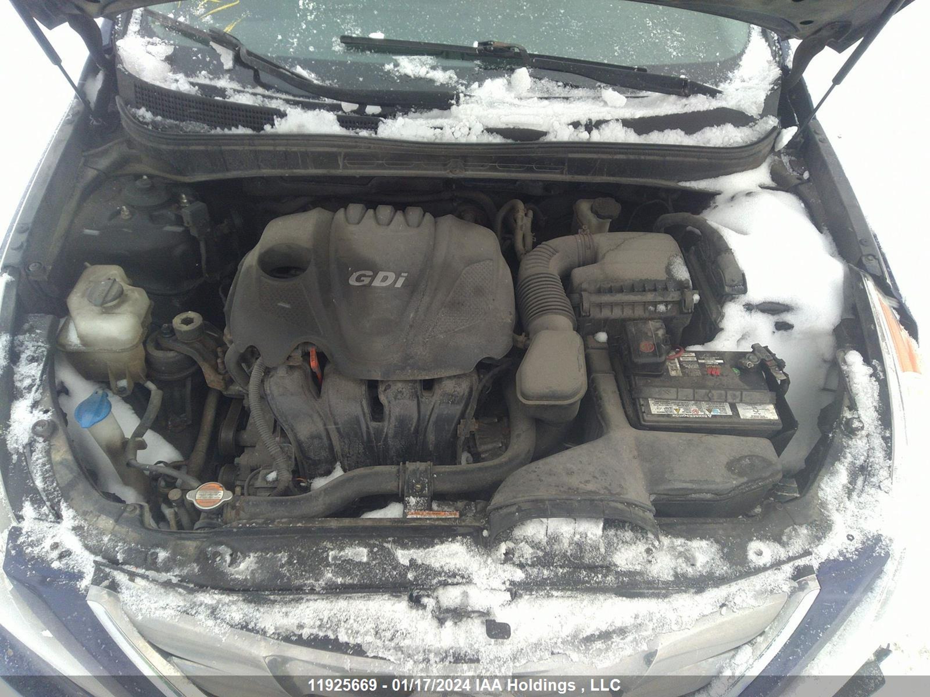 Photo 9 VIN: 5NPEB4AC5CH375969 - HYUNDAI SONATA 