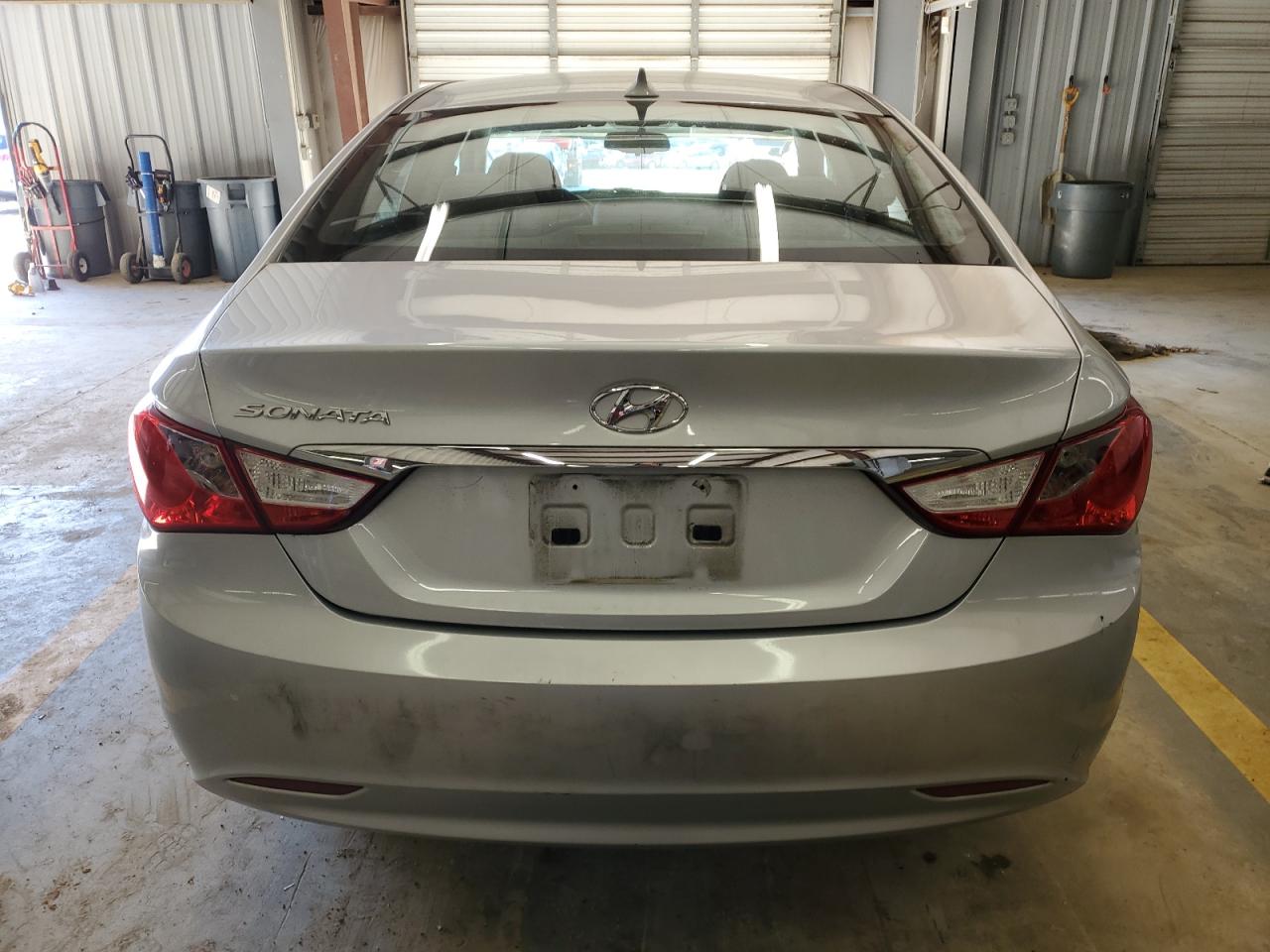 Photo 5 VIN: 5NPEB4AC5CH377012 - HYUNDAI SONATA 