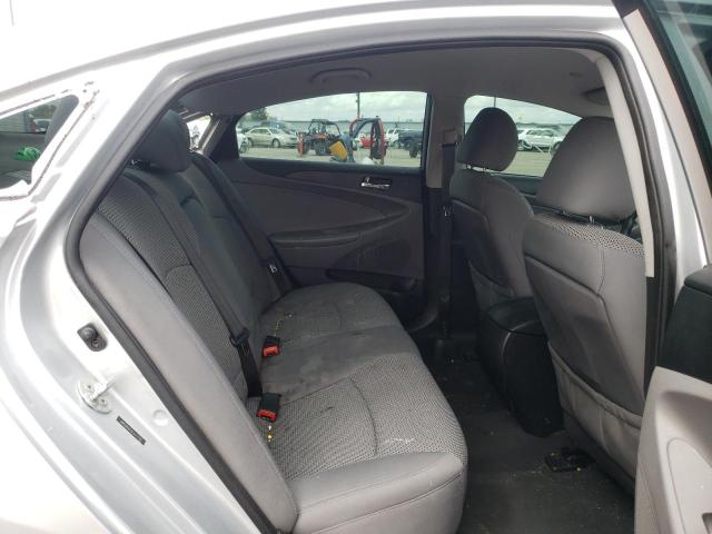 Photo 5 VIN: 5NPEB4AC5CH377771 - HYUNDAI SONATA GLS 